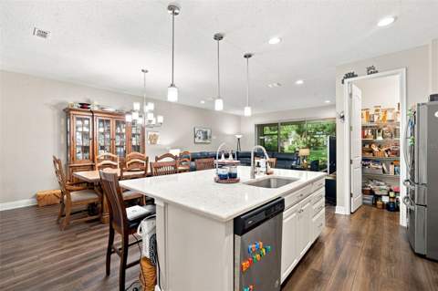 14215 Pondhawk Lane, Tampa FL - photo 14 of 47