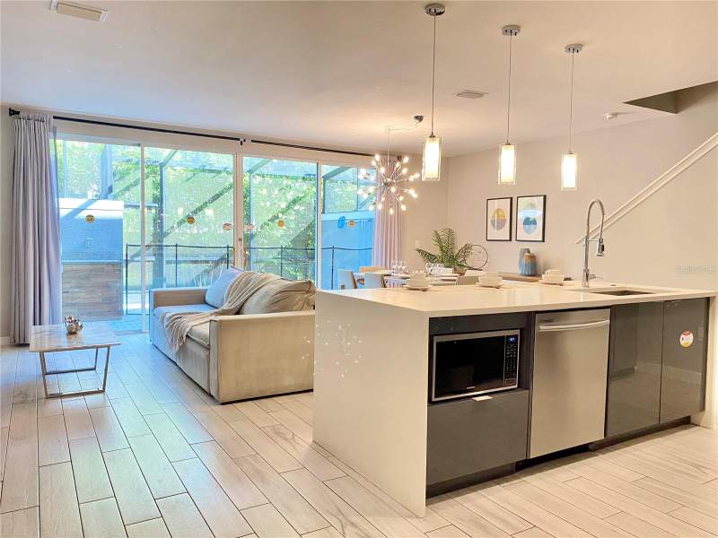 4 bedroom Townhouse at 4443 Le Reve Court, Le Reve, Kissimmee — photo 3