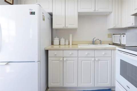 8101 11th Street #319, St Petersburg FL - photo 10 of 36