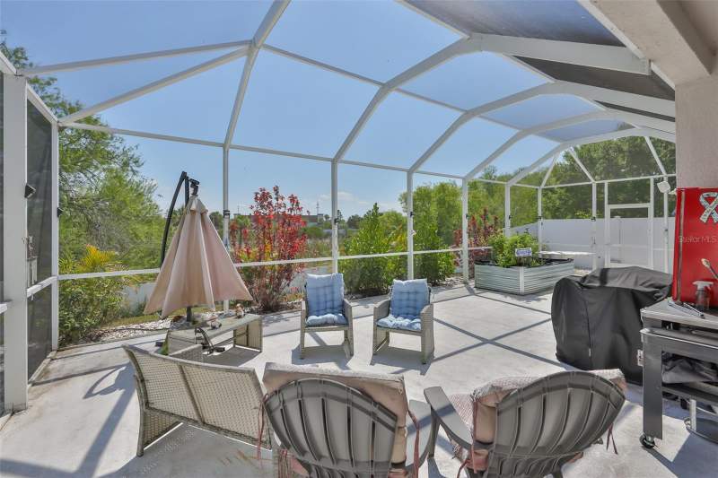 3 bedroom Single Family Residence at 5223 Clover Mist Drive, Braemar, Apollo Beach — photo 2