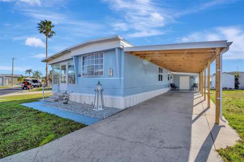 128 E Saint Johns Way, Apollo Beach FL - photo 23 of 37