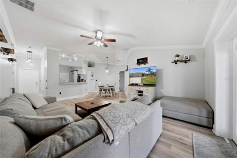 698 Winthrop Drive, Spring Hill FL - photo 10 of 34