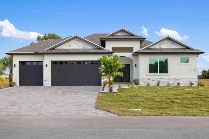 4 bedroom Single Family Residence at 38 Lark Drive, Rotonda Meadows, Placida — photo 1