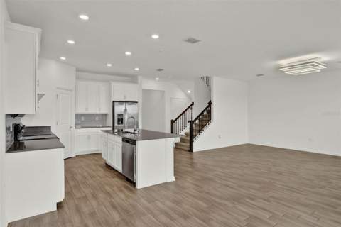 8114 Sayings Drive, Winter Garden FL - photo 10 of 56