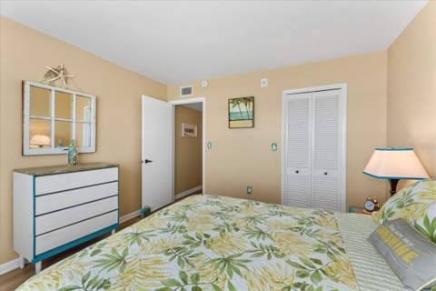 5020 Brittany Drive #118, St Petersburg FL - photo 16 of 30