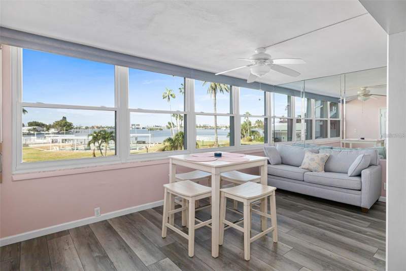 2 bedroom Condominium at 1868 Shore Drive #207, Shore Towers Bldg, South Pasadena — photo 3
