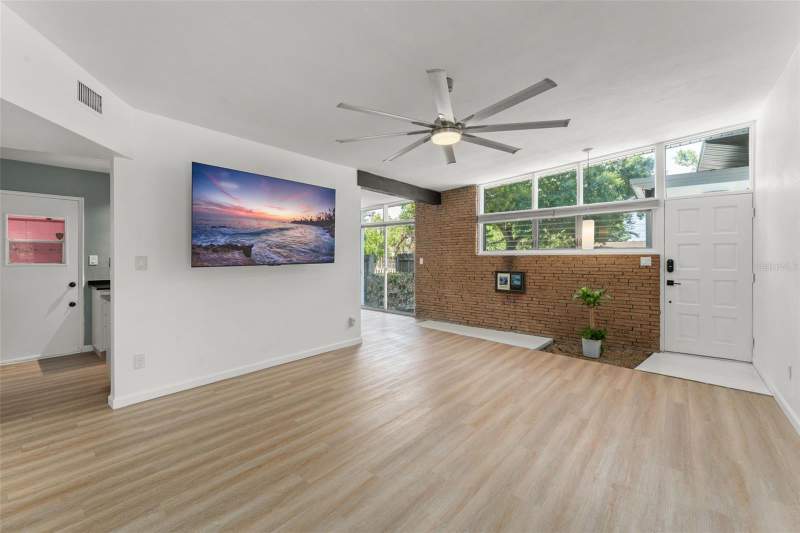3 bedroom Single Family Residence at 7712 Hoosier Place, East Highlands Sub, Orlando — photo 3