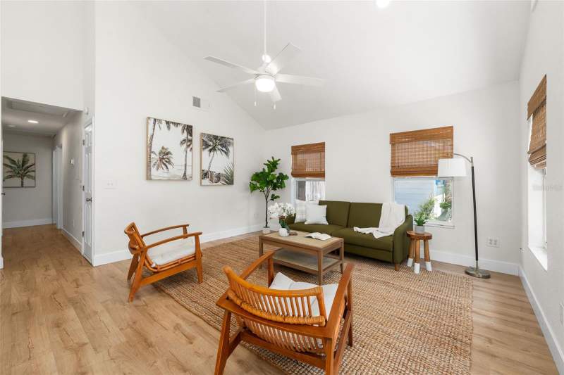 3 bedroom Single Family Residence at 3177 NW 9th Terrace, Seminole Heights, Gainesville — photo 4