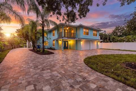 2030 Gulfview Drive, waterfront for sale in Holiday