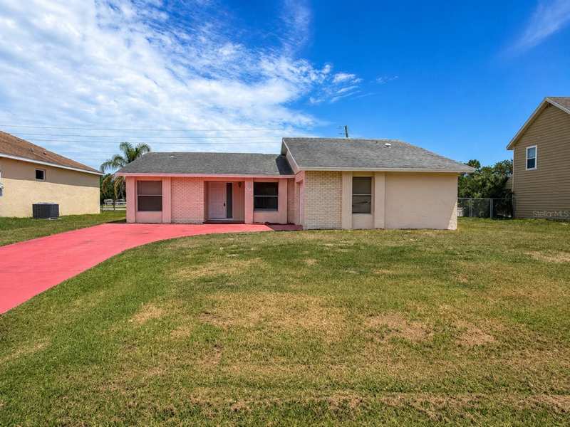 3 bedroom Single Family Residence at 766 Maderia Court, Poinciana Village 01 Neighborhood 03 West, Kissimmee — photo 1