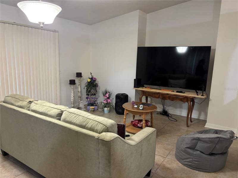 3 bedroom Single Family Residence at 304 Marion Oaks Trail, Marion Oaks Un 07, Ocala — photo 4