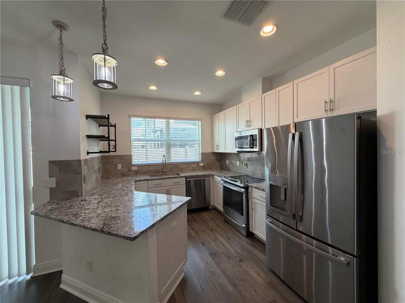 3 bedroom Townhouse at 2444 Foggy Creek Circle, Towns At Belleair Grove, Clearwater — photo 4