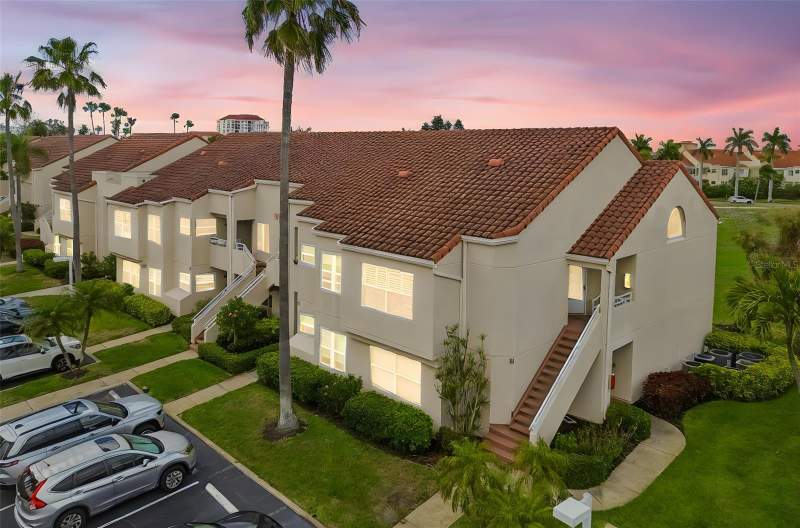 2 bedroom Condominium at 6000 Bahia Del Mar Circle #134, Vista Verde West, St Petersburg — photo 2
