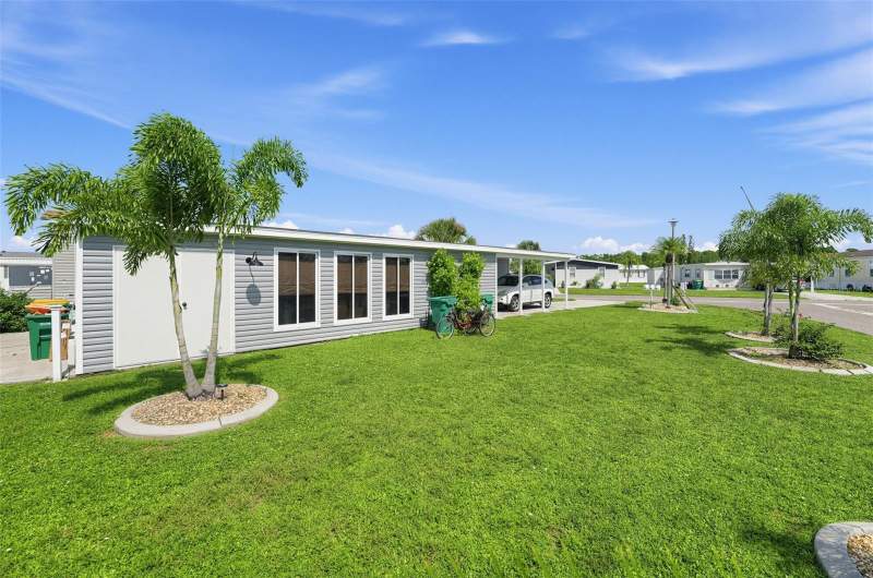 2 bedroom Manufactured Home at 7578 Silage Circle, Village Holiday Lake, Port Charlotte — photo 2