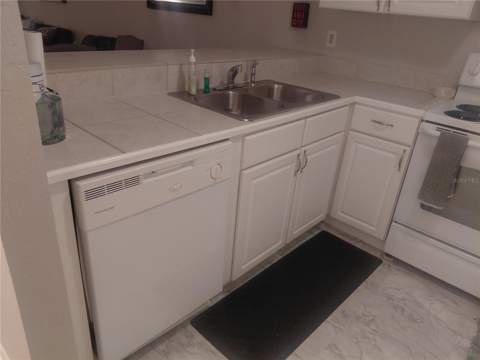 85 SE 16th Avenue #F302, Gainesville FL - photo 10 of 78