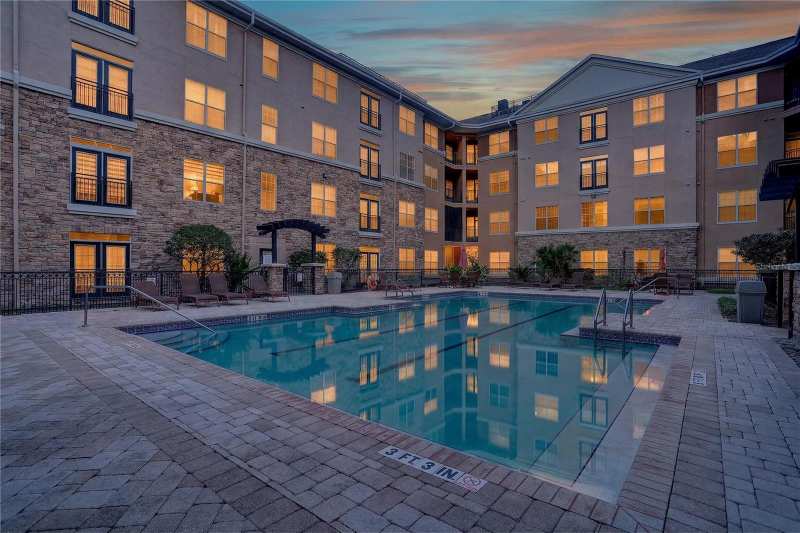 1 bedroom Condominium at 4221 W Spruce Street #2426, Villa Sonoma At International, Tampa — photo 1