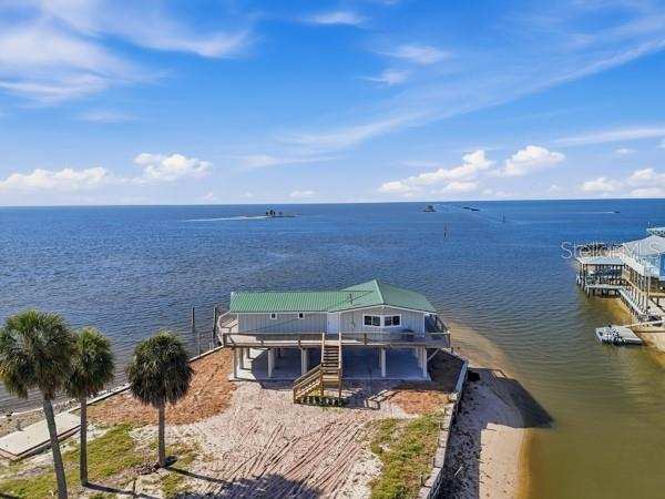 3 bedroom Single Family Residence at 18 4th Street, Horseshoe Beach, Horseshoe Beach — photo 1