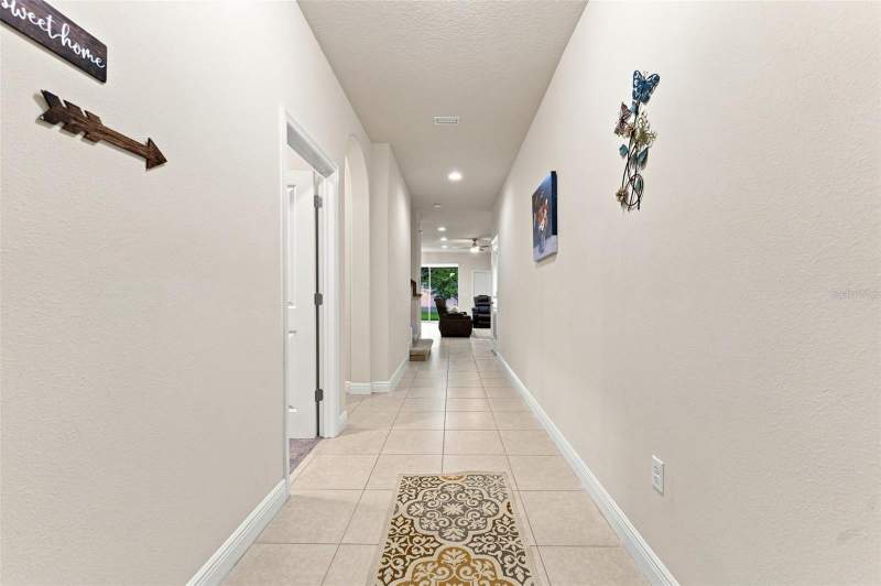 4 bedroom Single Family Residence at 14722 Rocky Brook Drive, Park Brook North, Tampa — photo 5