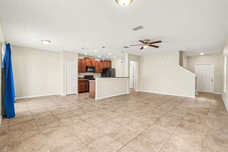 4 bedroom Single Family Residence at 7421 French Marigold Avenue, Touchstone Ph 1, Tampa — photo 5