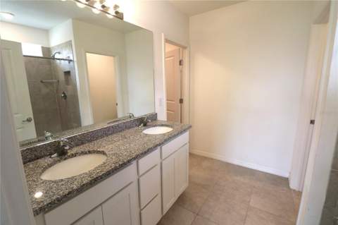 4006 Capri Coast Drive, Plant City FL - photo 13 of 37
