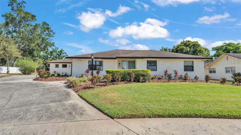 Lake Hollingsworth Estates