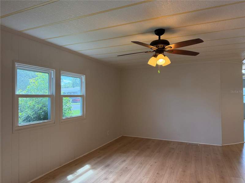2 bedroom Manufactured Home at 925 Beechwood Avenue, The Villages, Lady Lake — photo 3