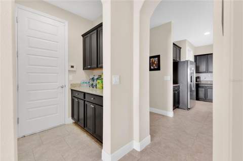 8711 Eden Cove Drive, Winter Garden FL - photo 8 of 37