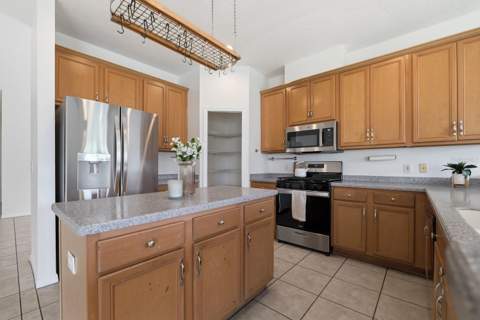 14722 Heronglen Drive, Lithia FL - photo 10 of 37