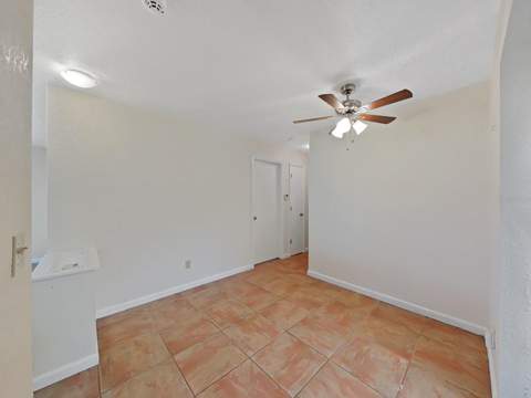 1750 Montana Avenue, St Petersburg FL - photo 17 of 48