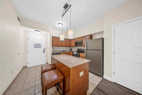12527 Floridays Resort Drive #402E, Orlando FL - photo 9 of 39