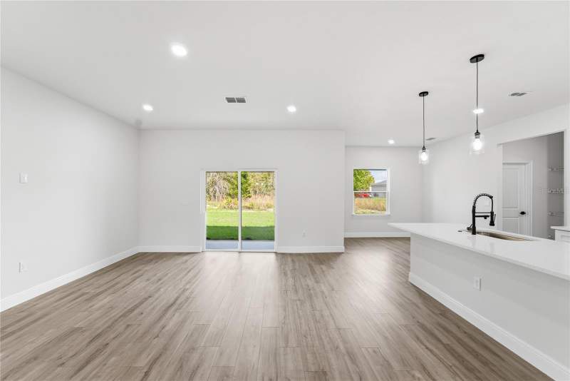 4 bedroom Single Family Residence at 15811 SW 59th Avenue Road, Marion Oaks Un Nine, Ocala — photo 4