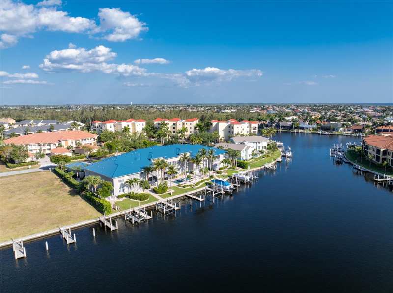 3 bedroom Condominium at 3311 Wood Thrush Drive #113, Charleston South, Punta Gorda — photo 1