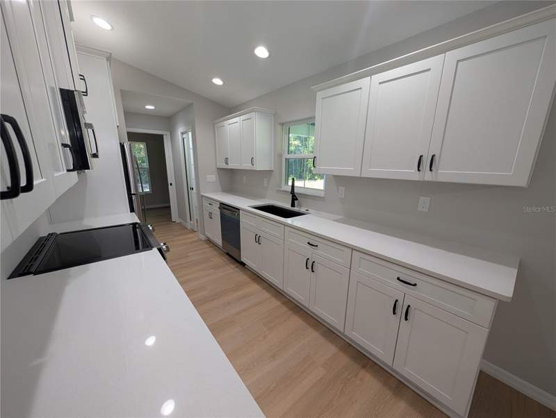 3 bedroom Single Family Residence at 4258 SW 157th Court, Rainbow Park Un #3, Ocala — photo 4