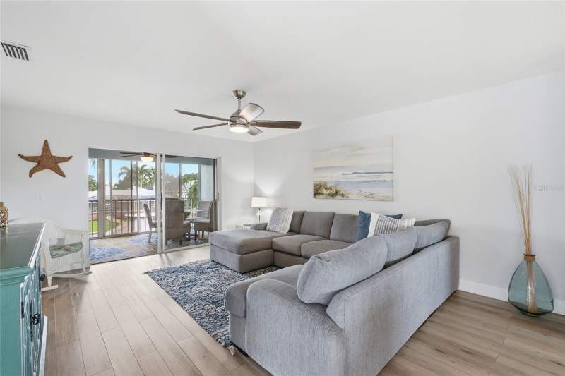 2 bedroom Condominium at 5112 Coronado Parkway #12, Club Abaco Condo, Cape Coral — photo 4
