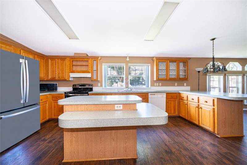 4 bedroom Manufactured Home at 800 GEE CREEK COURT, SHERWOOD FOREST, CASSELBERRY — photo 4