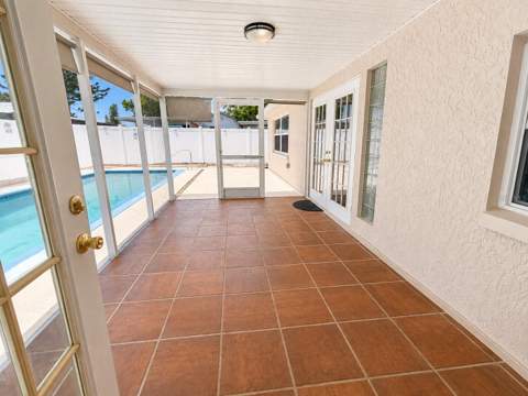 9135 Greenbriar Lane, Port Richey FL - photo 12 of 32