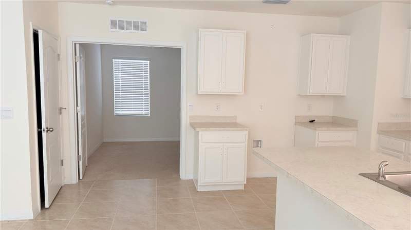 3 bedroom Single Family Residence at 2816 Swooping Sparrow Drive, Villages At Harmony Ph 2A, St Cloud — photo 5