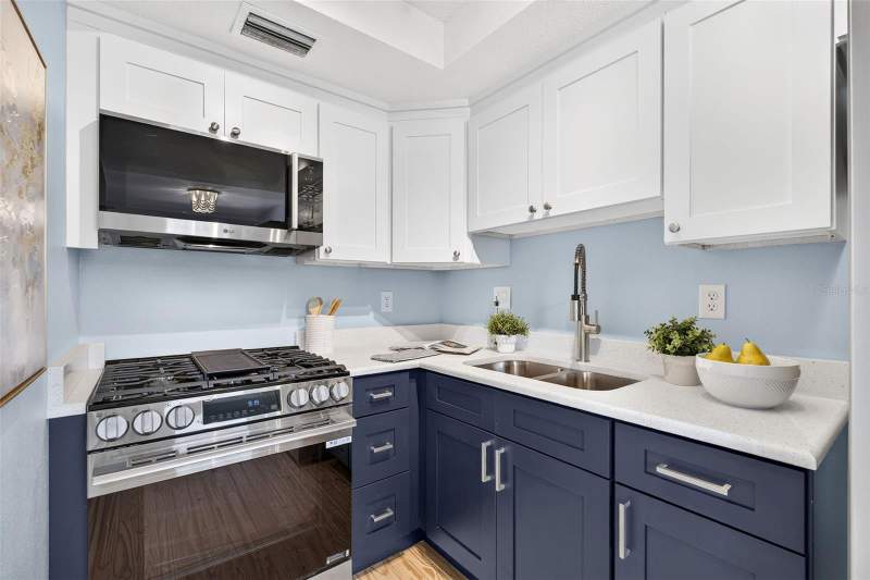 1 bedroom Condominium at 2 Causeway Boulevard #102, Royal Stewart Arms, Dunedin — photo 3