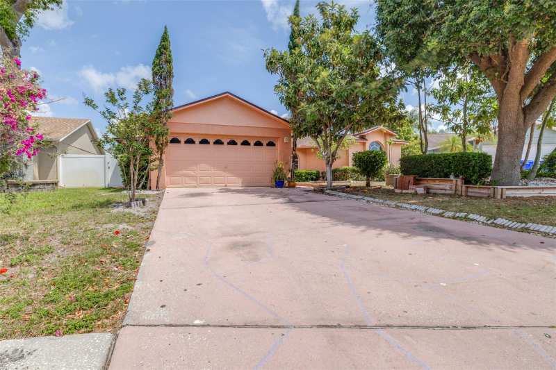 4 bedroom Single Family Residence at 2538 Countryside Pines Drive, Countryside Pines, Clearwater — photo 1