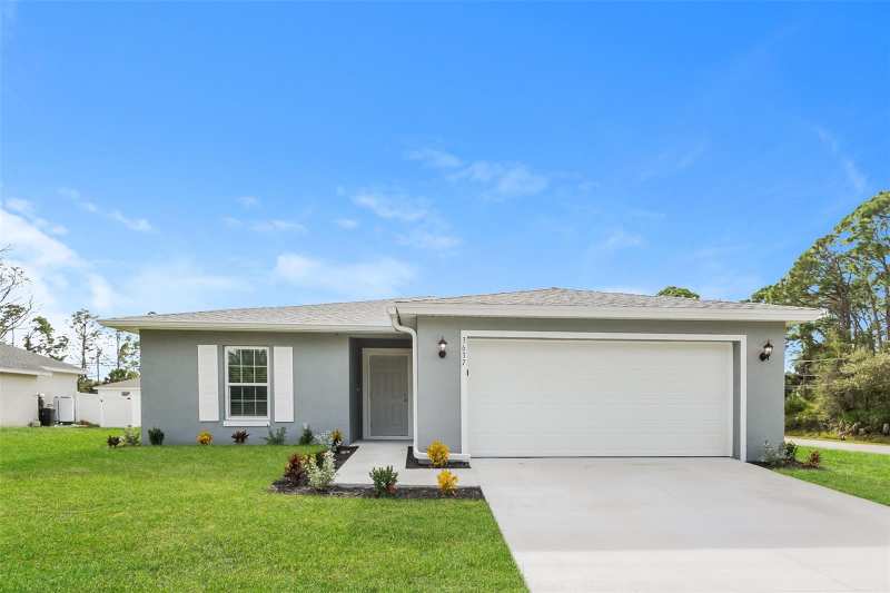 4 bedroom Single Family Residence at 3637 Starboard Avenue, Port Charlotte Sub 10, North Port — photo 1