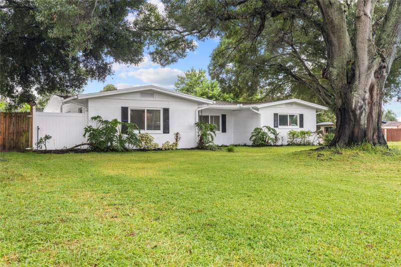 3 bedroom Single Family Residence at 5618 31st Avenue, Westgate Manor 1st Add, St Petersburg — photo 3