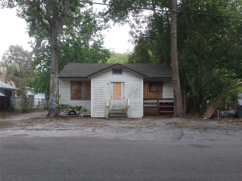 1815 NE 16TH WAY home for sale in Seola