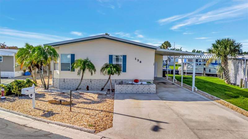 2 bedroom Manufactured Home at 138 S Saint Thomas Circle, Caribbean Isles Residential Co, Apollo Beach — photo 2