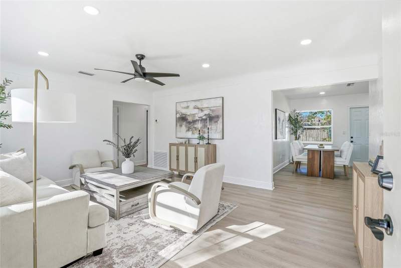 3 bedroom Single Family Residence at 4720 Mohegan Road, Edgewater Estates, St Petersburg — photo 3
