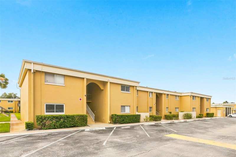 1 bedroom Condominium at 1000 Lake Of The Woods Boulevard #202B, Ashwood Condo, Fern Park — photo 1