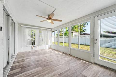 3207 Salisbury Drive, Holiday FL - photo 7 of 15