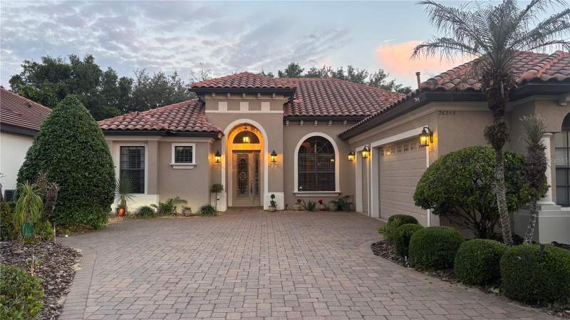 3 bedroom Single Family Residence at 26345 SAN GABRIEL, LAS COLINAS PH II SUB, HOWEY IN THE HILLS — photo 2