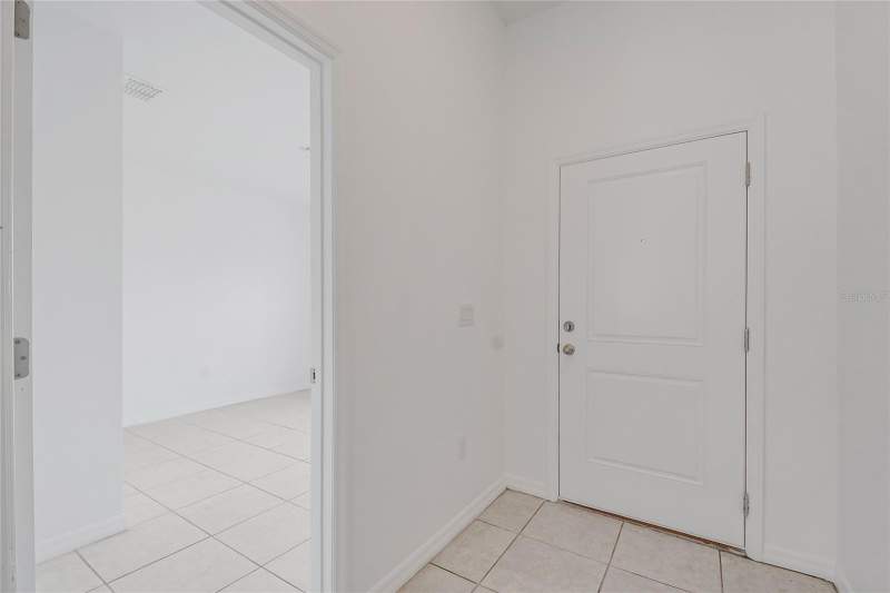 4 bedroom Single Family Residence at 1109 MUNSTER COURT, POINCIANA VILLAGE 5 NBHD 1, KISSIMMEE — photo 4