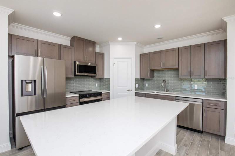 3 bedroom Townhouse at 10536 Fountain Palm Circle, Orchid Cove, Bokeelia — photo 3