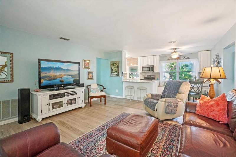 2 bedroom Single Family Residence at 2137 Malcolm Drive, Highland Lakes Unit Six, Palm Harbor — photo 5